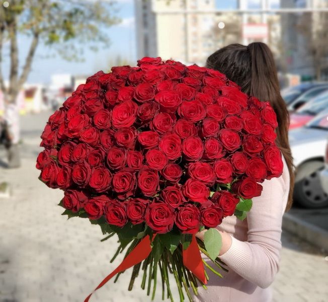 101 роза 60см