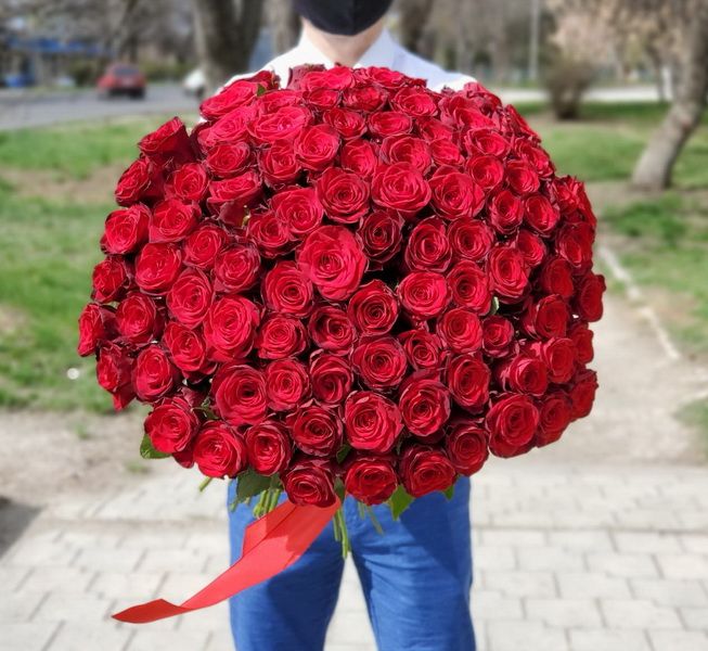 101  Красная роза 50см