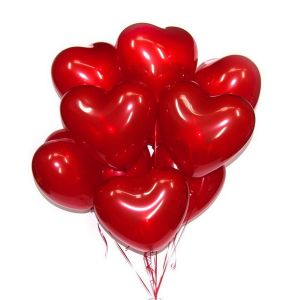 Фонтан из 9 латексных сердца