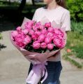 Букет из 25 розовых пионов