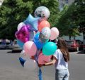 Яркий фонтан из 25 шаров