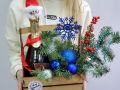 Зимняя композиция с шампанским